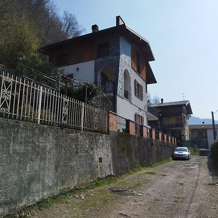 B&B I Ghiri Canzo Exterior photo