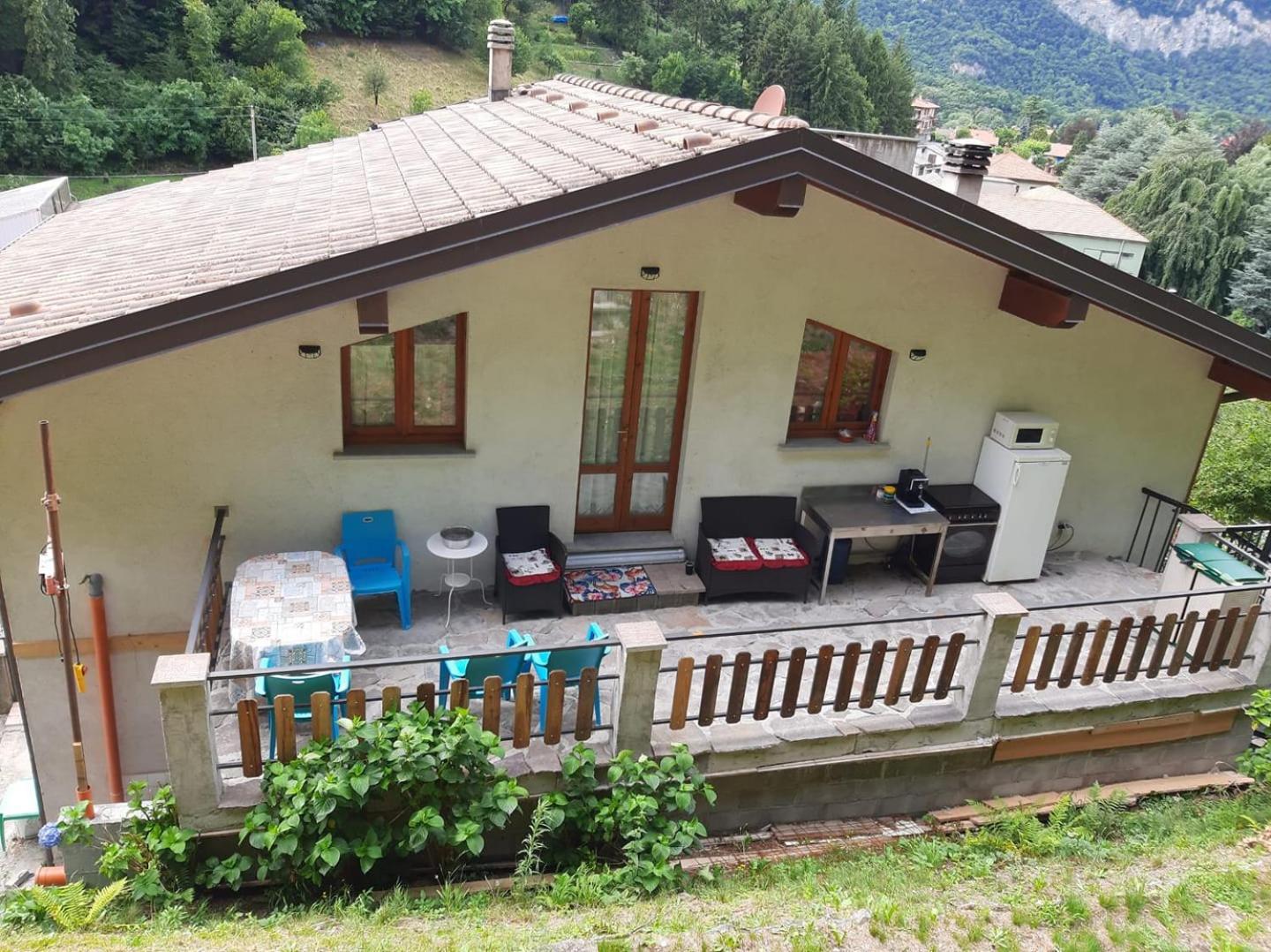 B&B I Ghiri Canzo Exterior photo