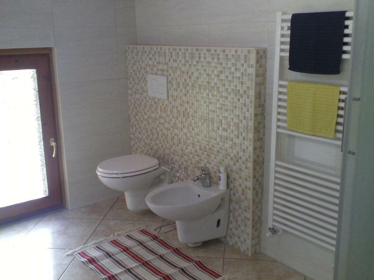 B&B I Ghiri Canzo Exterior photo