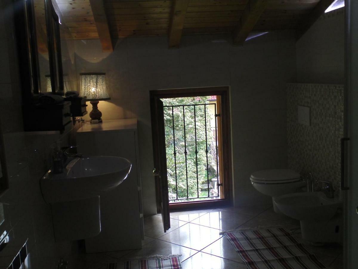B&B I Ghiri Canzo Exterior photo